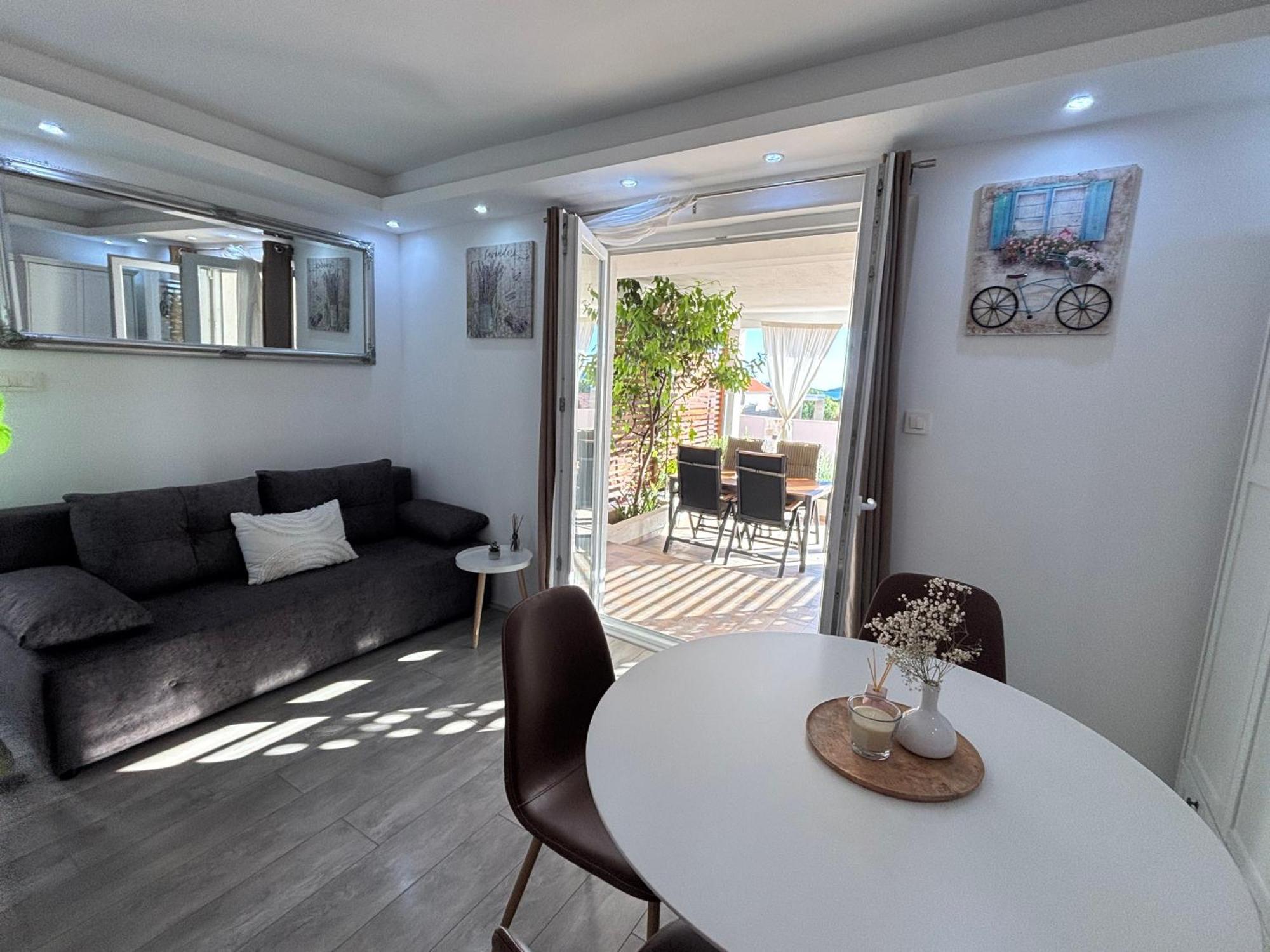 Luxury Apartman Nr Sibenik Exterior photo